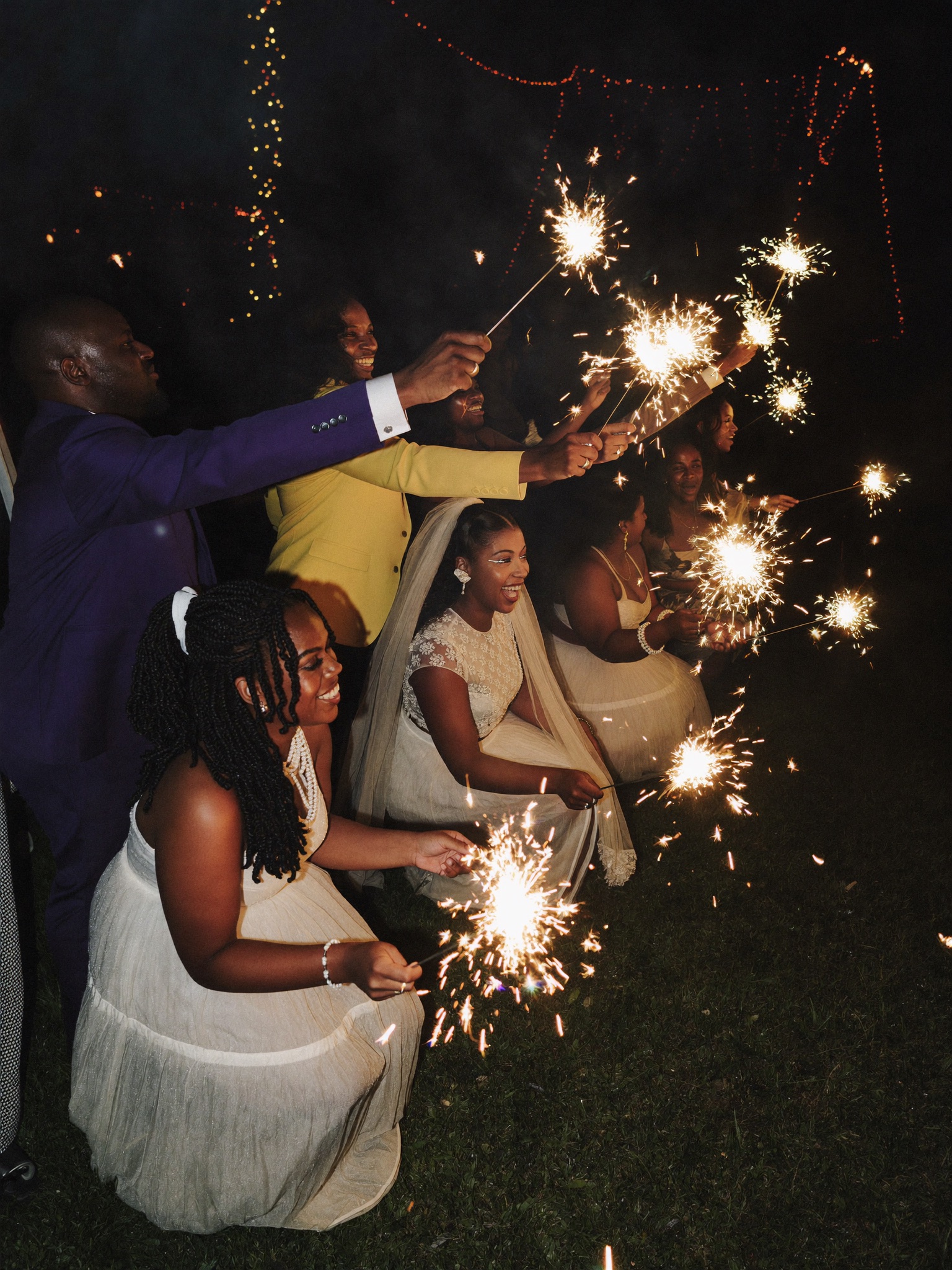 Célébration aux étincelles · invités africains