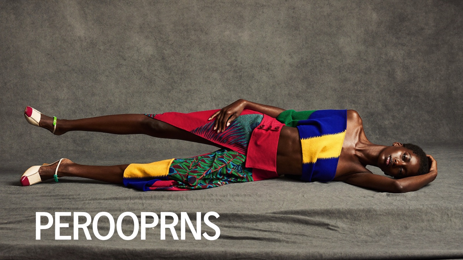 Shooting mode · tenue inspirée du toghu camerounais